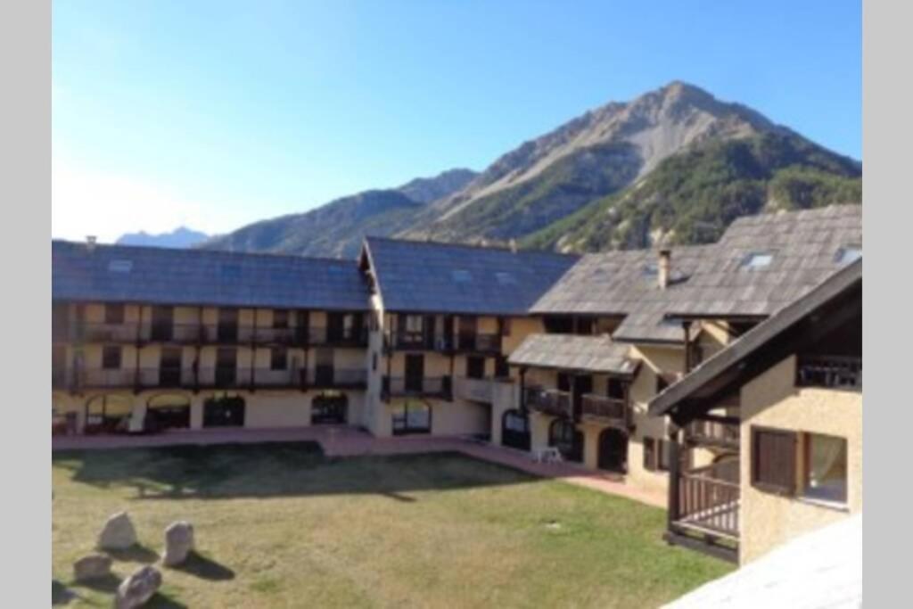 Apartment Loue De Renove A